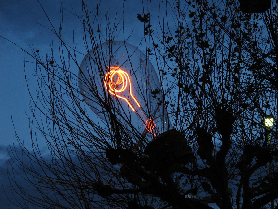 Ampoule LED pour automne